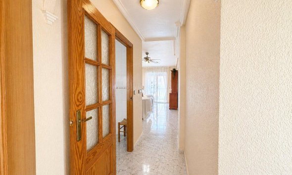 Revente - Apartment -
Torrevieja - Habaneras