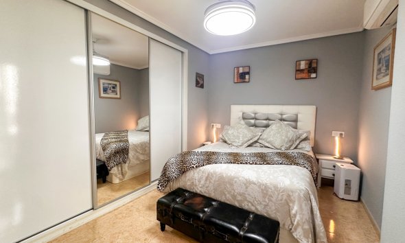 Resale - Apartment -
Torrevieja - Costa Blanca