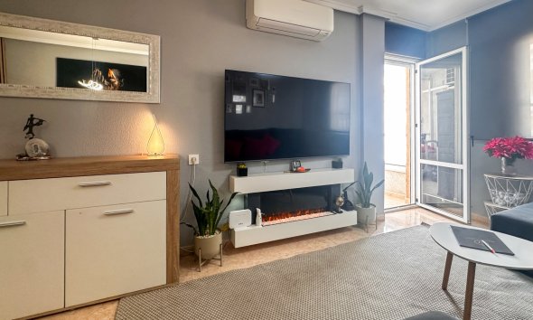 Resale - Apartment -
Torrevieja - Costa Blanca