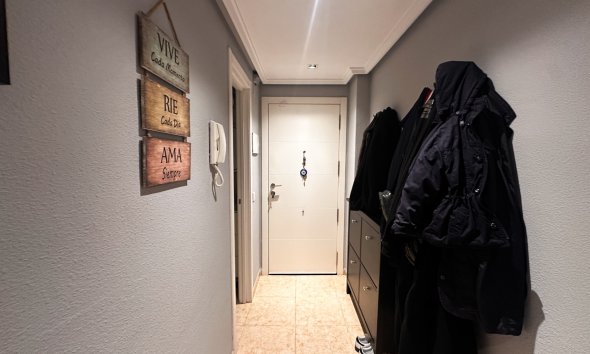 Resale - Apartment -
Torrevieja - Costa Blanca