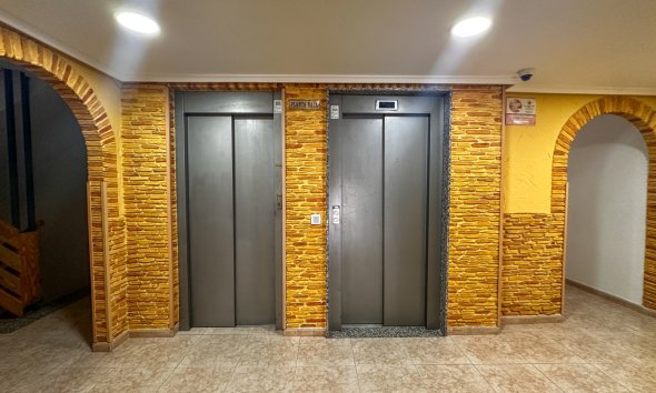 Resale - Apartment -
Torrevieja - Costa Blanca