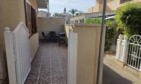Revente - Apartment -
Orihuela Costa - La Zenia