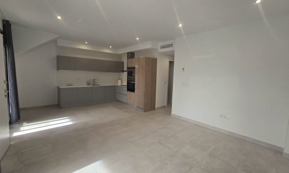 Revente - Attique -
Pilar de la Horadada - Costa Blanca