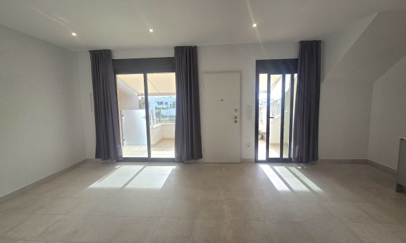 Revente - Attique -
Pilar de la Horadada - Costa Blanca
