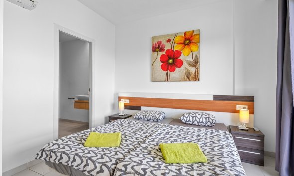 Reventa - Apartment -
Orihuela Costa - Costa Blanca