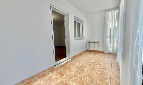 Reventa - Quad House -
Orihuela Costa - Playa Flamenca