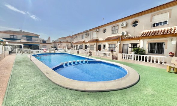 Reventa - Quad House -
Orihuela Costa - Playa Flamenca