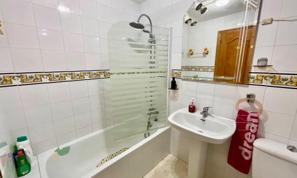 Resale - Bungalow -
Torrevieja - Torreblanca