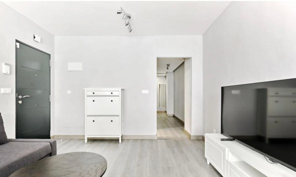 Revente - Apartment -
Torrevieja - Centro