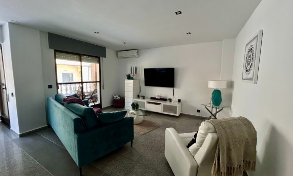 Revente - Apartment -
Torremendo - Costa Blanca