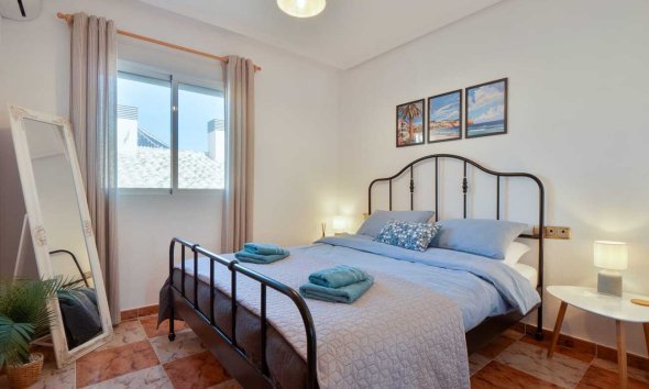 Resale - Penthouse -
Villamartin - Costa Blanca