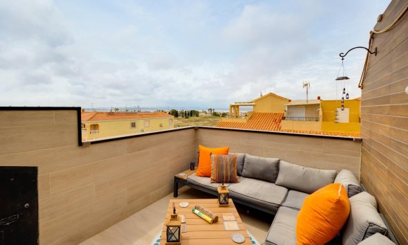 Resale - Bungalow -
Torrevieja - La Siesta - El Salado - Torreta
