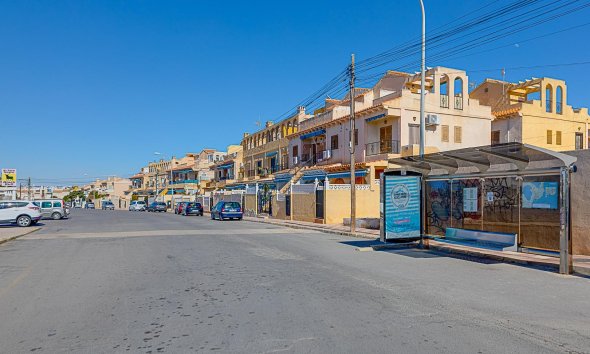 Resale - Bungalow -
Torrevieja - La Siesta - El Salado - Torreta