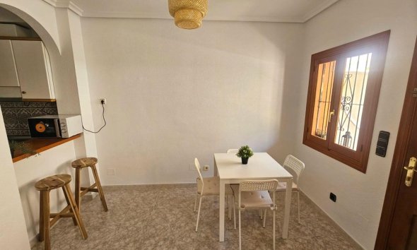 Resale - Bungalow -
Orihuela Costa - Playa Flamenca