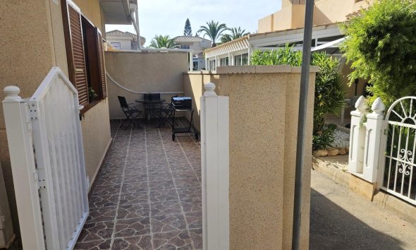 Resale - Bungalow -
Orihuela Costa - Playa Flamenca