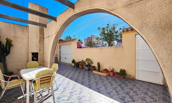 Resale - Bungalow -
Torrevieja - Costa Blanca
