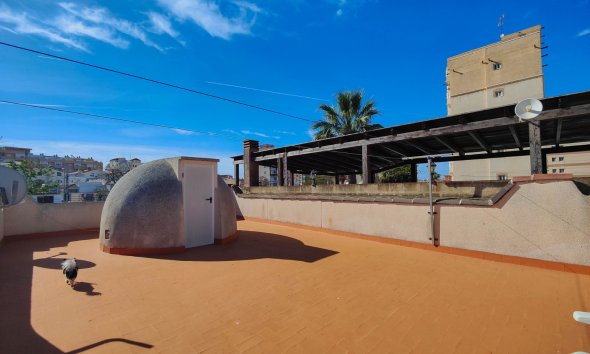Resale - Bungalow -
Torrevieja - Costa Blanca
