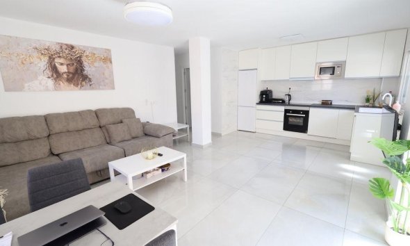 Resale - Apartment -
Torrevieja - Costa Blanca