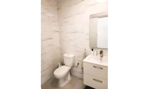 Resale - Apartment -
Torrevieja - Costa Blanca