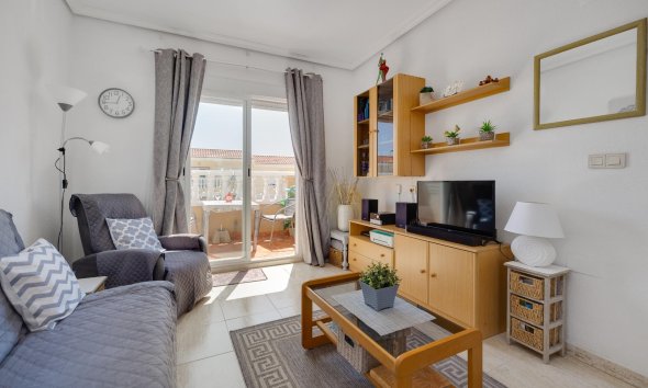 Resale - Bungalow -
Torrevieja - Aguas Nuevas
