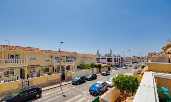 Resale - Bungalow -
Torrevieja - Aguas Nuevas