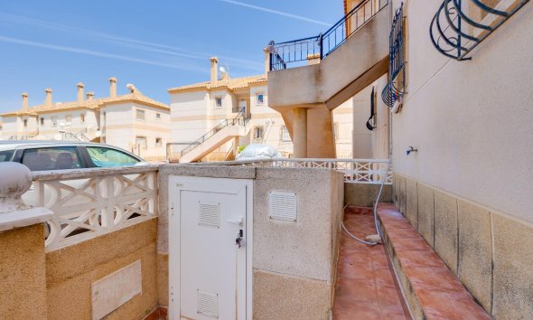 Resale - Bungalow -
Torrevieja - Aguas Nuevas