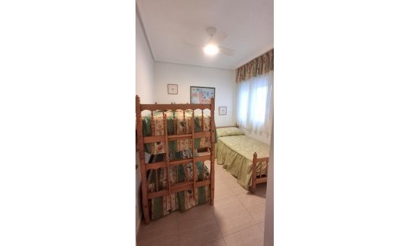 Revente - Apartment -
Torrevieja - La Mata
