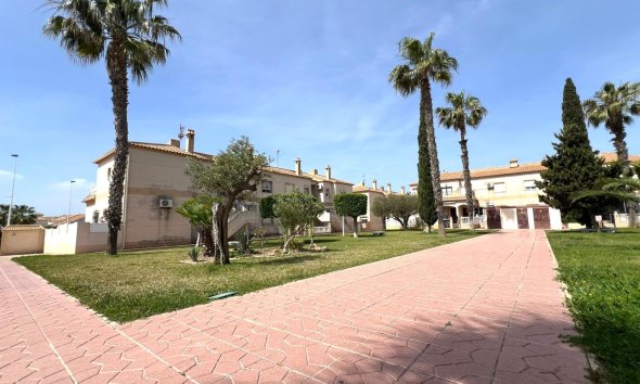 Revente - Bungalow -
Torrevieja - Aguas Nuevas