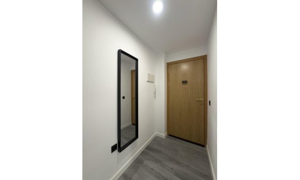 Revente - Apartment -
Torrevieja - Centro