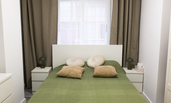 Revente - Apartment -
Torrevieja - Centro