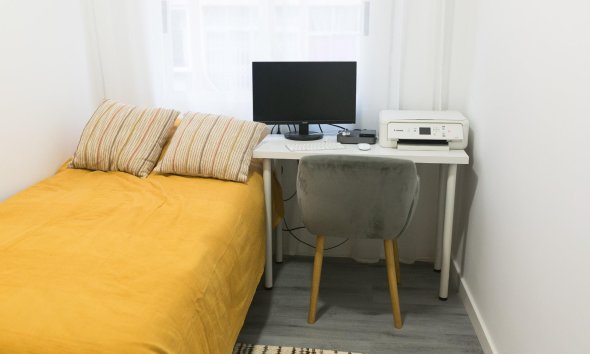 Revente - Apartment -
Torrevieja - Centro