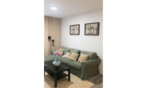 Revente - Apartment -
Torrevieja - Centro