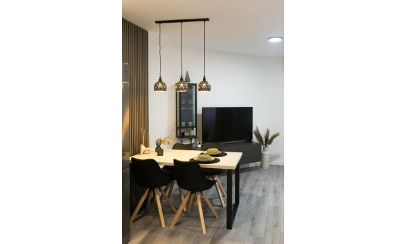 Revente - Apartment -
Torrevieja - Centro