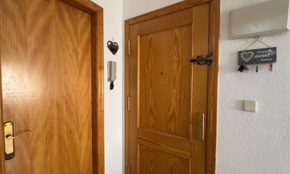 Revente - Apartment -
Torrevieja - Acequion