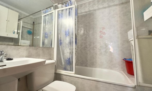Revente - Apartment -
Torrevieja - Acequion