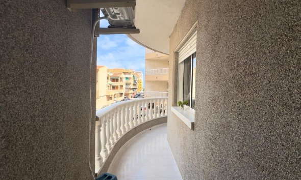 Revente - Apartment -
Torrevieja - Acequion