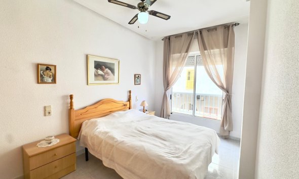 Revente - Apartment -
Torrevieja - Acequion