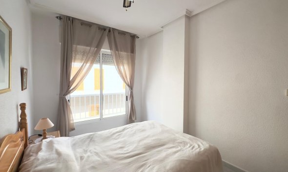 Revente - Apartment -
Torrevieja - Acequion