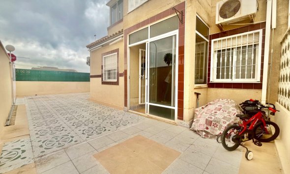 Revente - Bungalow -
Torrevieja - Paraje Natural
