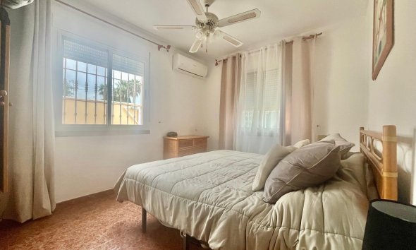 Revente - Bungalow -
Torrevieja - Paraje Natural