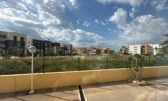 Revente - Apartment -
Orihuela Costa - Costa Blanca