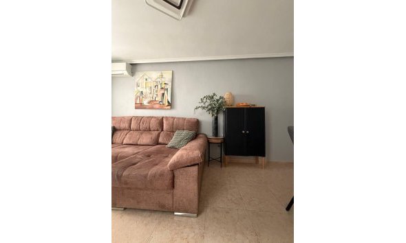 Revente - Apartment -
Torrevieja - Centro
