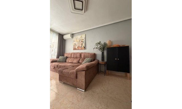 Revente - Apartment -
Torrevieja - Centro