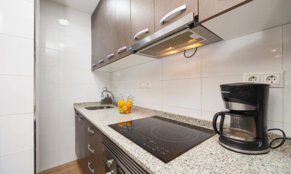 Revente - Apartment -
Torrevieja - Centro