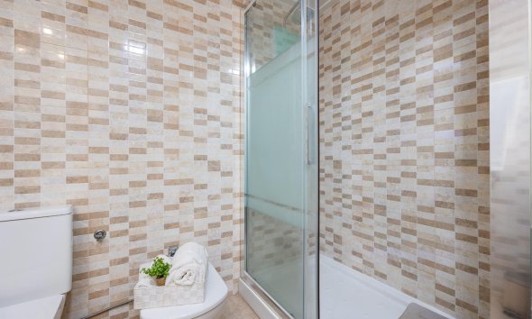 Revente - Apartment -
Torrevieja - Centro