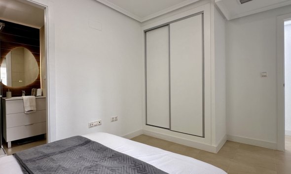 Revente - Apartment -
Torrevieja - Costa Blanca