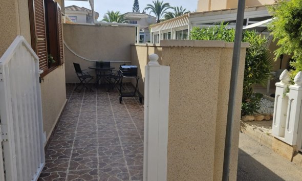Revente - Apartment -
Orihuela Costa - Costa Blanca