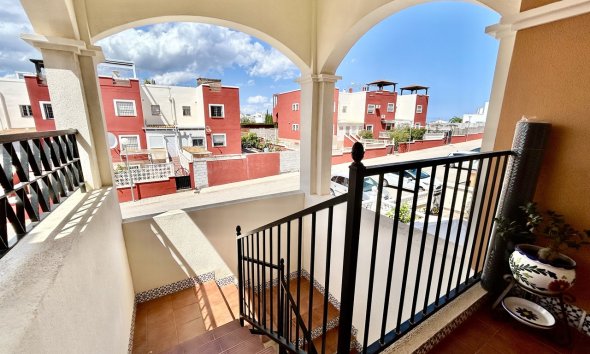 Revente - Apartment -
Los Altos - Costa Blanca