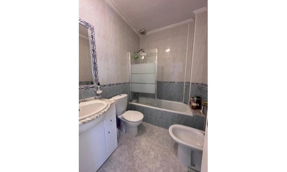 Revente - Town House -
Villamartin - Costa Blanca