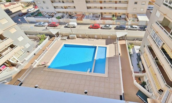 Revente - Apartment -
Torrevieja - Nueva Torrevieja